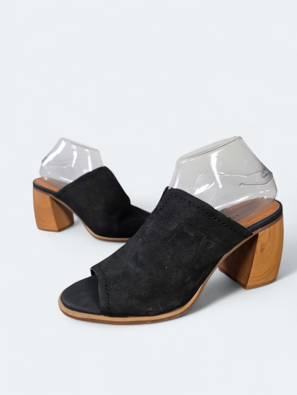 Lucky Brand Xennal Black Leather Open-Toe Block Heel Mules Size 10